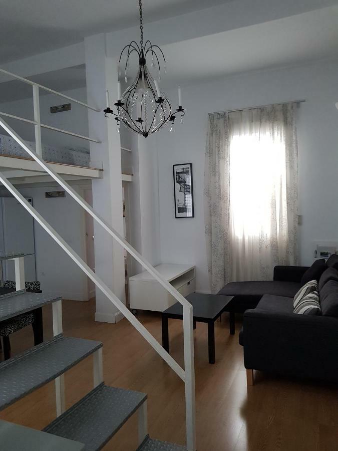 Loft Centre *